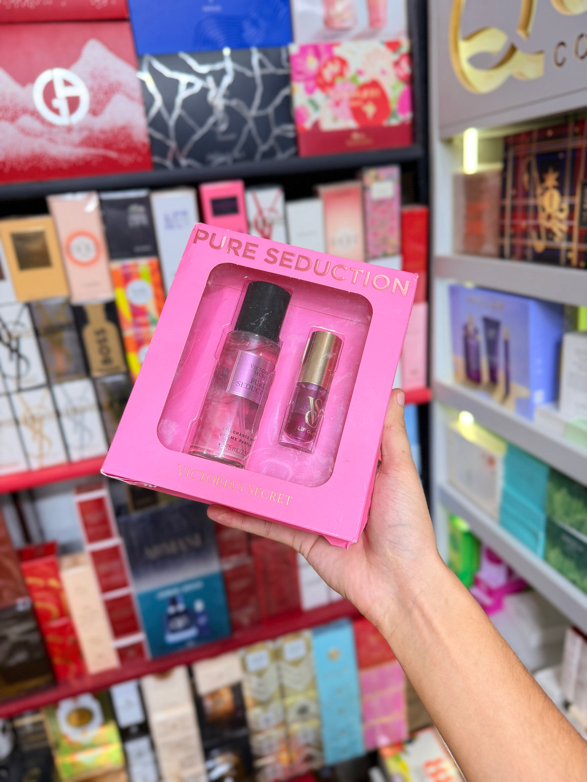 Coffret Pure Seduction en boutique Mo Cosmetics à Fès