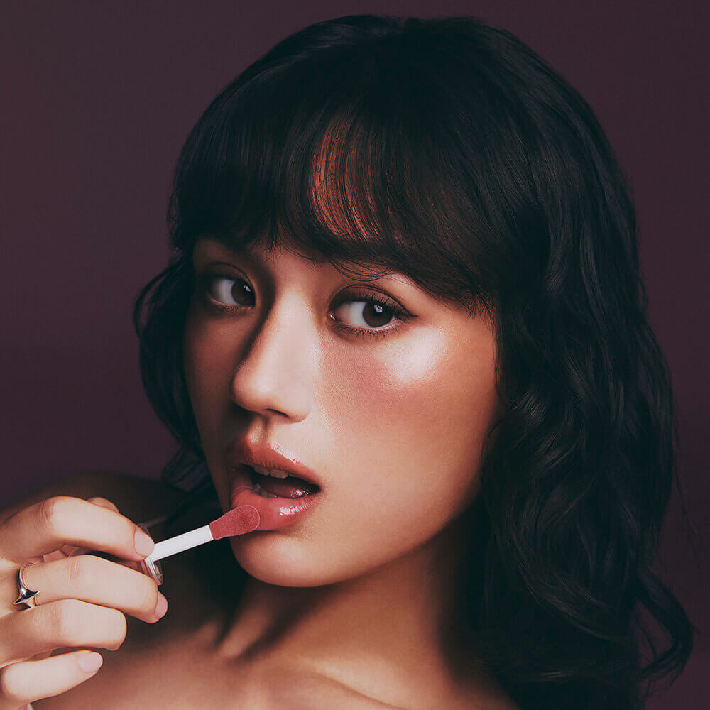 AXIS-Y VITA GLOW LIP OIL (COZY FIG)