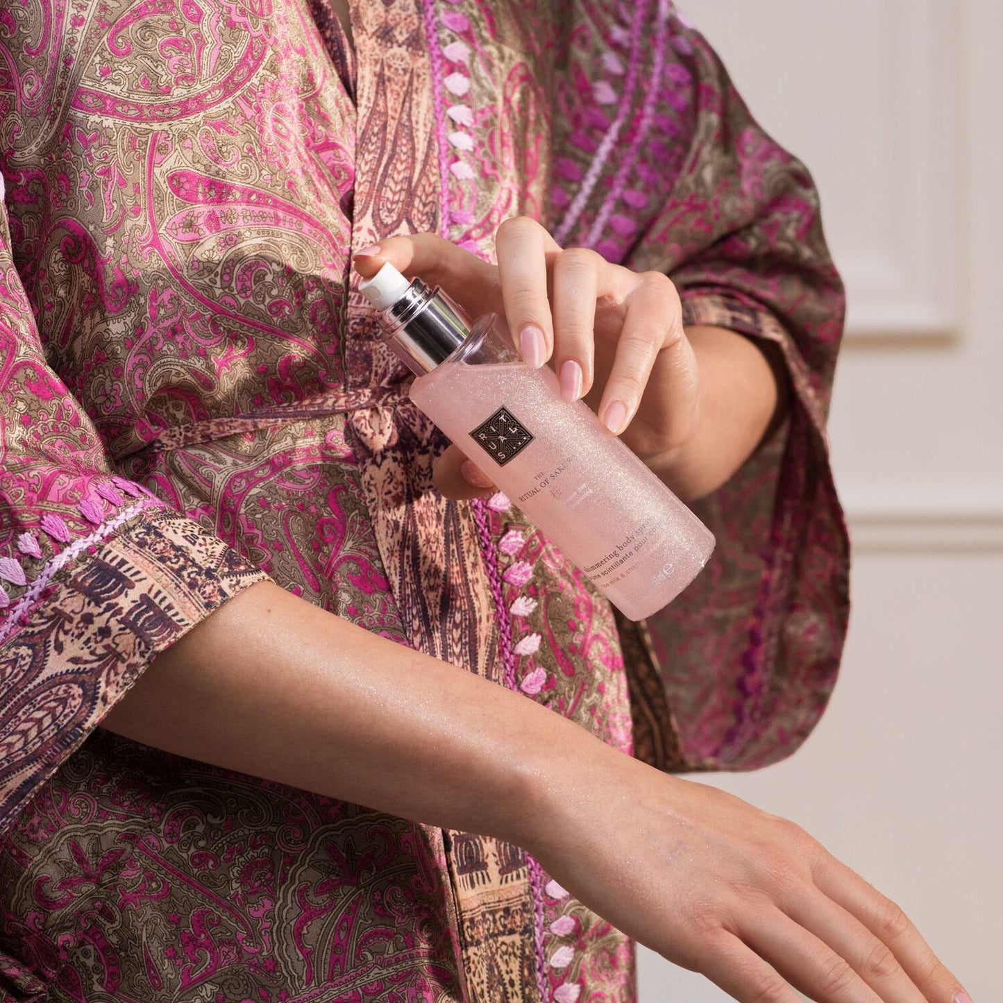 RITUALS OF SAKURA SHIMMERING BODY SPRAY 150ML
