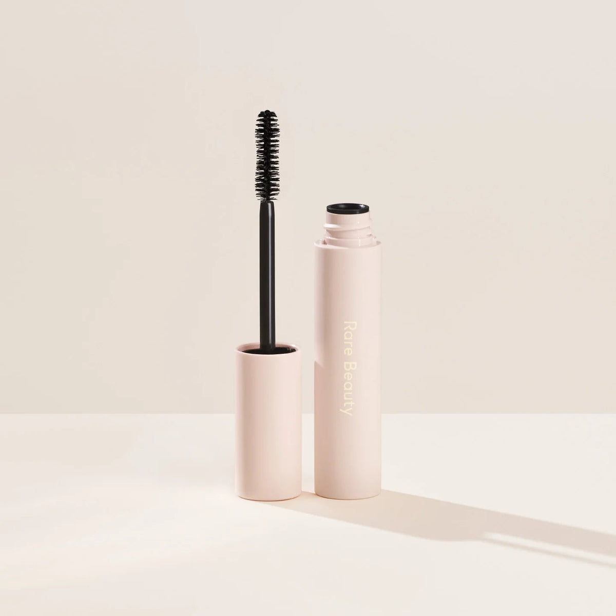 RARE BEAUTY PERFECT STROKES UNIVERSAL VOLUMIZING MASCARA BLACK
